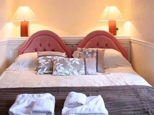 Ba Ba Guest House Chester 4*,